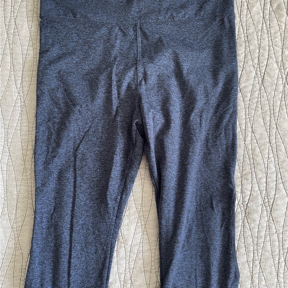 Free People Movement Blue Black Speckled Cut Out Ankle Leggings Size L - Picture 3 of 6
